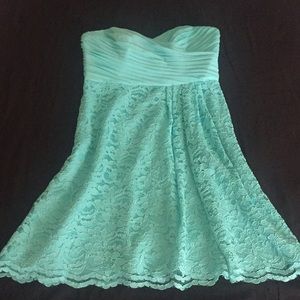 David’s Bridal sweet heart neck line dress